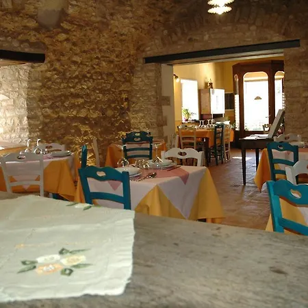 Casale La Palombara Bauernhof *